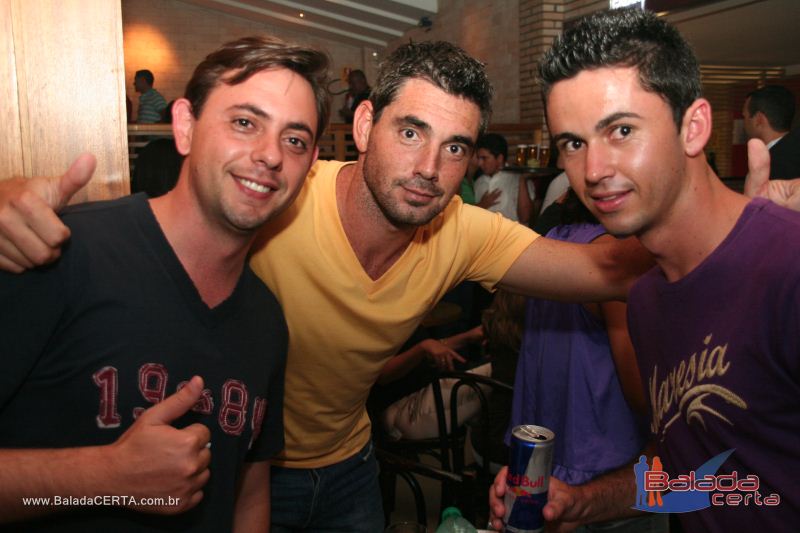 Balada: Fotos de quinta na Roda do Chopp no N�cleo Bandeirante - DF