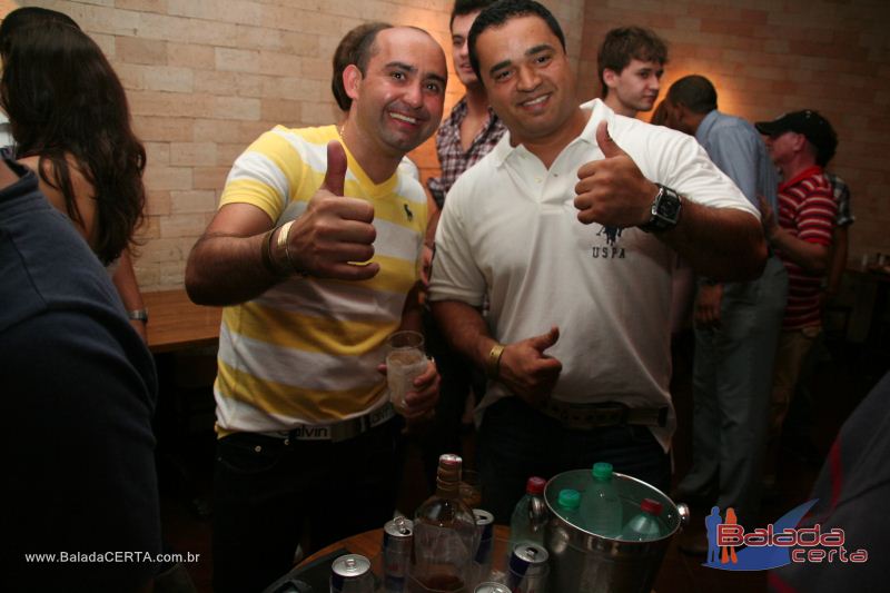 Balada: Fotos de quinta na Roda do Chopp no N�cleo Bandeirante - DF