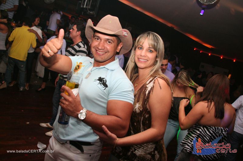 Balada: Fotos de quinta na Choperia do Cowboy na Vicente Pires - DF