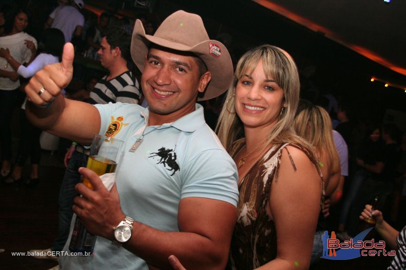 Balada: Fotos de quinta na Choperia do Cowboy na Vicente Pires - DF