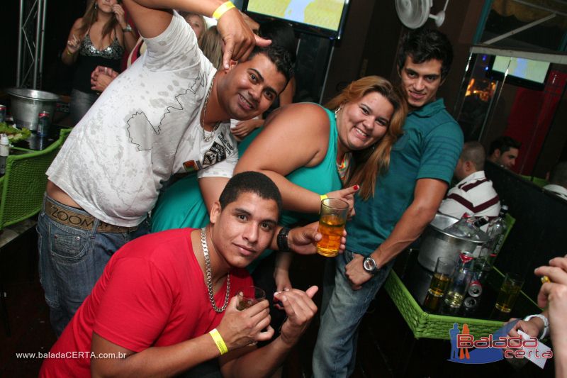 Balada: Fotos de quinta na Choperia do Cowboy na Vicente Pires - DF