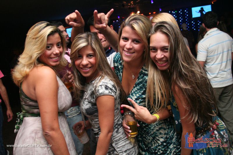 Balada: Fotos de quinta na Choperia do Cowboy na Vicente Pires - DF