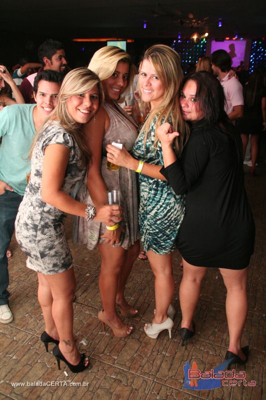 Balada: Fotos de quinta na Choperia do Cowboy na Vicente Pires - DF
