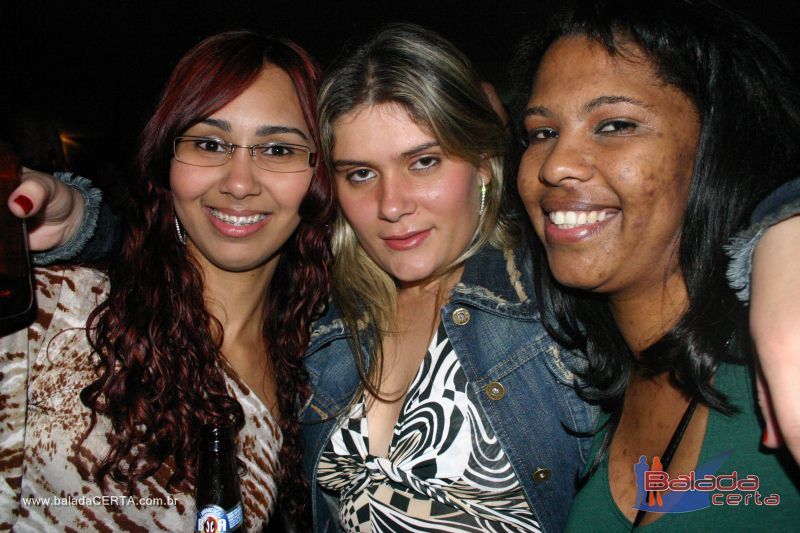Balada: Fotos de s�bado no Ca	�apa em Valpara�zo - GO