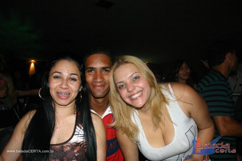Balada: Fotos de s�bado no Ca	�apa em Valpara�zo - GO