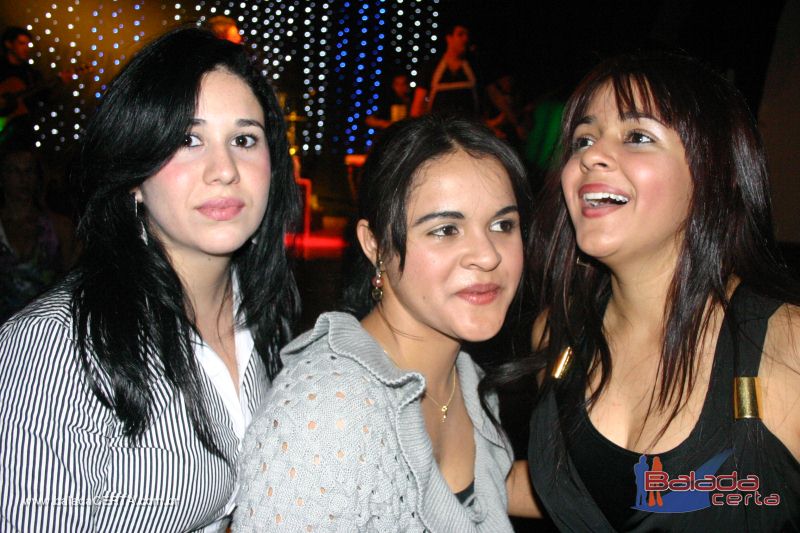 Balada: Fotos de s�bado no Ca	�apa em Valpara�zo - GO