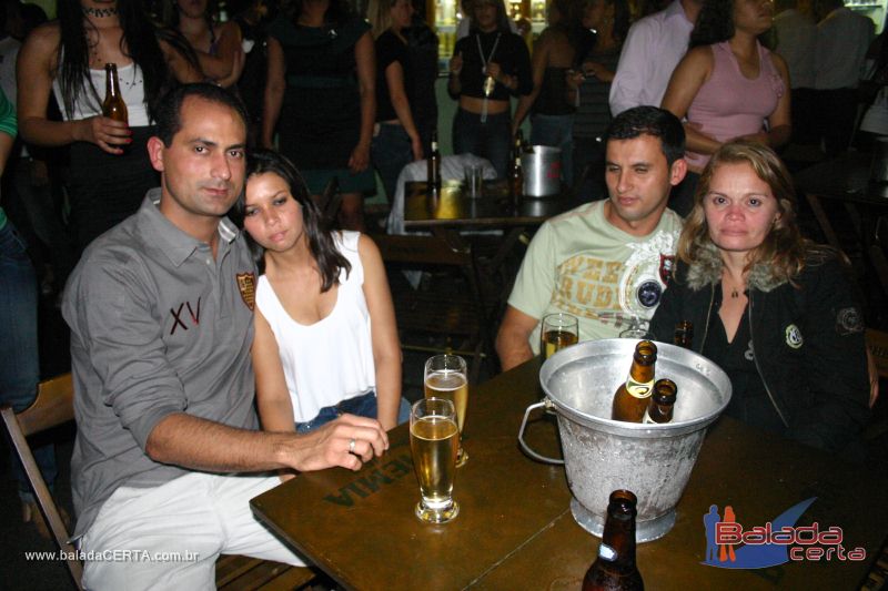 Balada: Fotos de s�bado no Ca	�apa em Valpara�zo - GO
