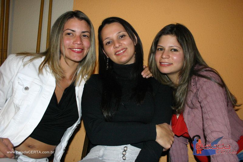 Balada: Fotos de s�bado no Ca	�apa em Valpara�zo - GO