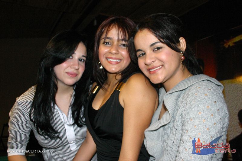 Balada: Fotos de s�bado no Ca	�apa em Valpara�zo - GO