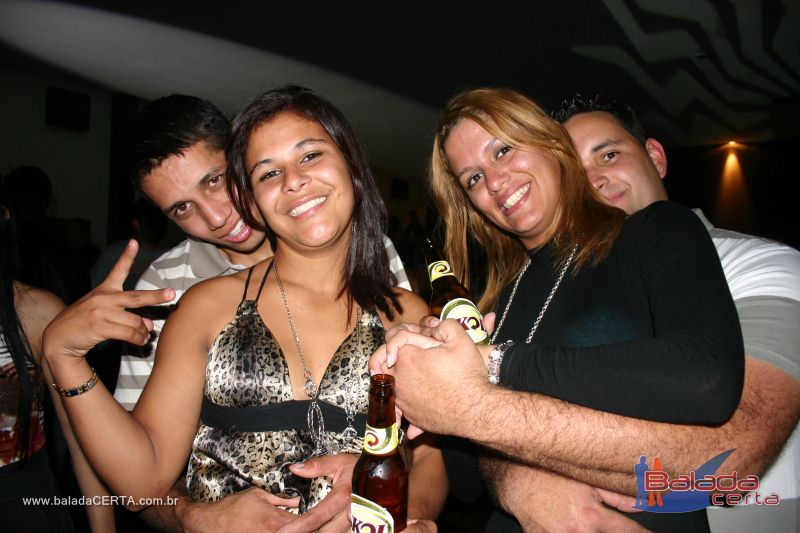 Balada: Fotos de s�bado no Ca	�apa em Valpara�zo - GO