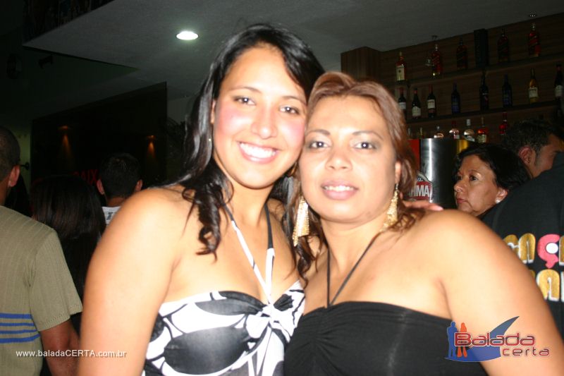 Balada: Fotos de s�bado no Ca	�apa em Valpara�zo - GO
