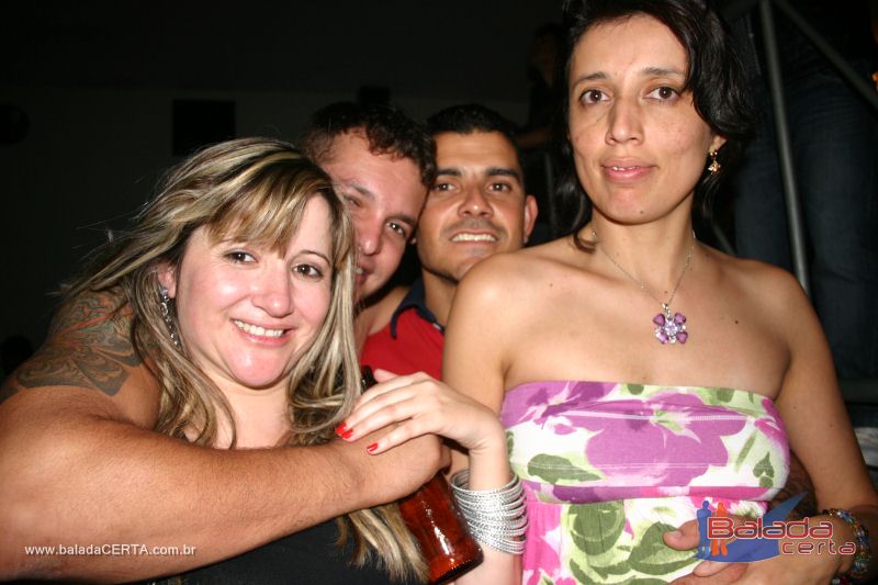 Balada: Fotos de s�bado no Ca	�apa em Valpara�zo - GO