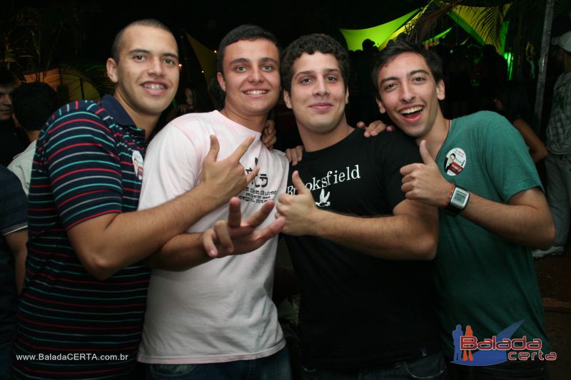 Balada: Niver do Ronald em Bras�lia - DF