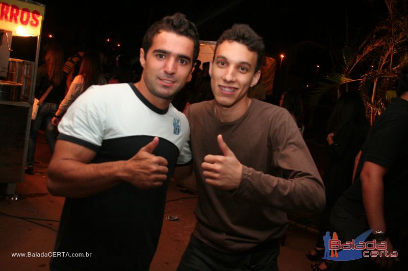 Balada: Niver do Ronald em Bras�lia - DF