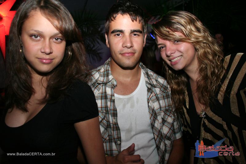 Balada: October Night Niver do Fabinho em Bras�lia - DF
