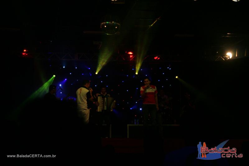 Balada: Violada Universit�ria - Guilherme & Giulliano