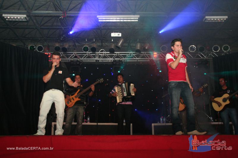 Balada: Violada Universit�ria - Guilherme & Giulliano