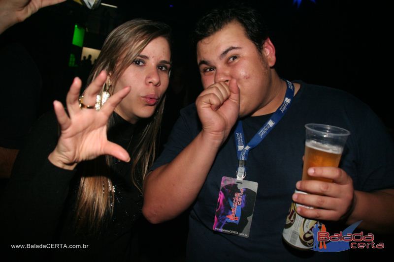 Balada: Violada Universit�ria - Guilherme & Giulliano