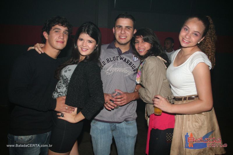 Balada: Violada Universit�ria - Guilherme & Giulliano