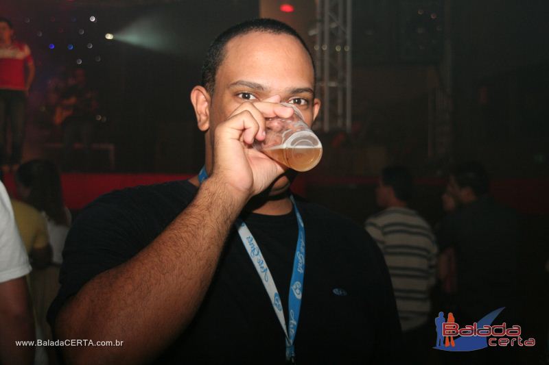 Balada: Violada Universit�ria - Guilherme & Giulliano