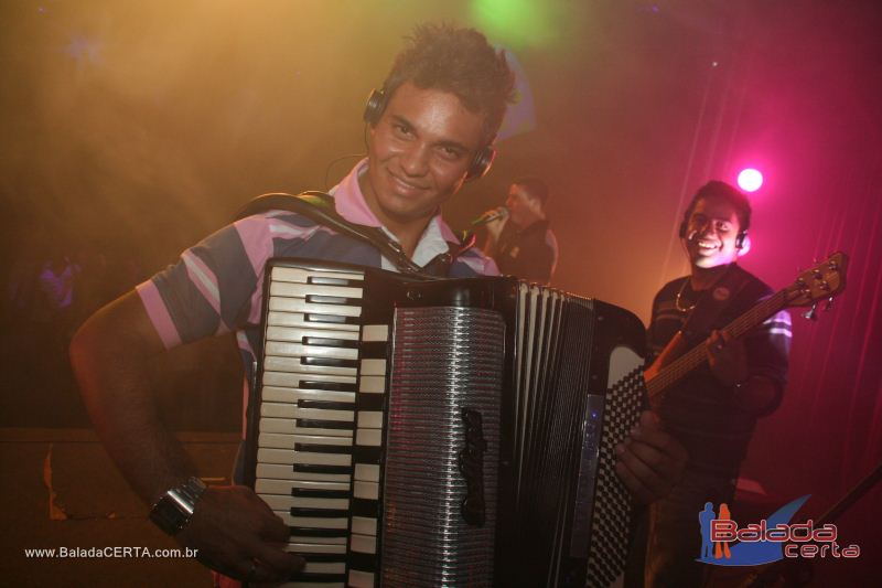 Balada: Violada Universit�ria - Guilherme & Giulliano