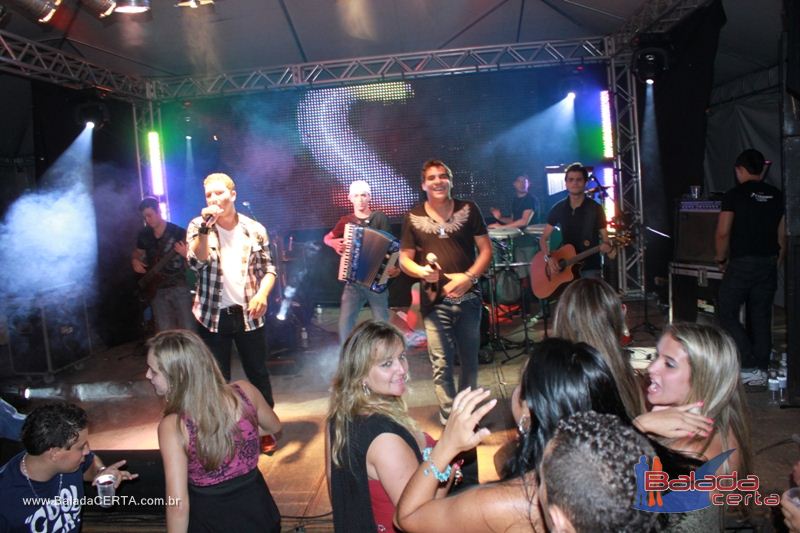 Balada: Balada Sertaneja com Cleber & Cauan em Luzi�nia - GO