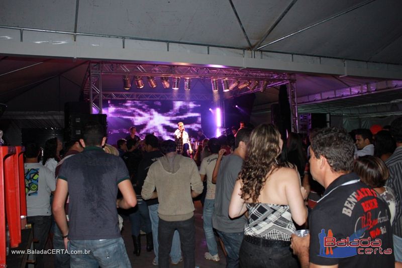 Balada: Balada Sertaneja com Cleber & Cauan em Luzi�nia - GO
