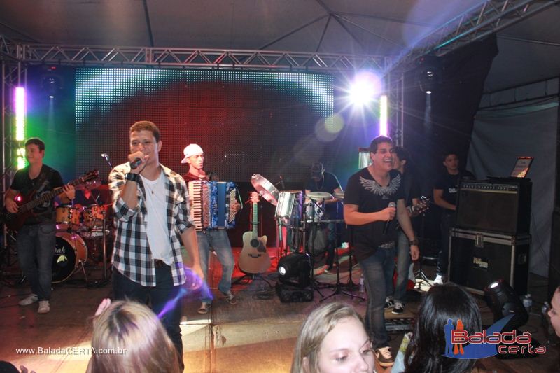 Balada: Balada Sertaneja com Cleber & Cauan em Luzi�nia - GO