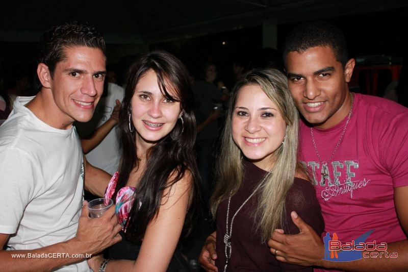 Balada: Balada Sertaneja com Cleber & Cauan em Luzi�nia - GO