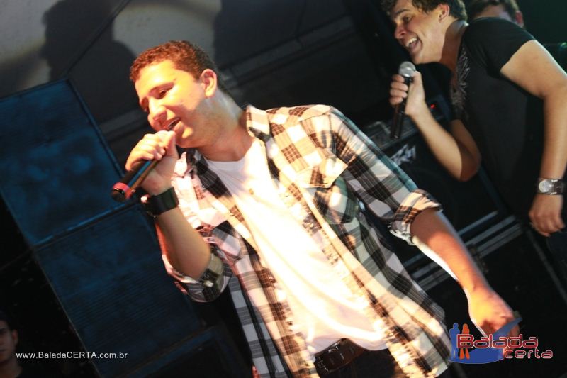 Balada: Balada Sertaneja com Cleber & Cauan em Luzi�nia - GO