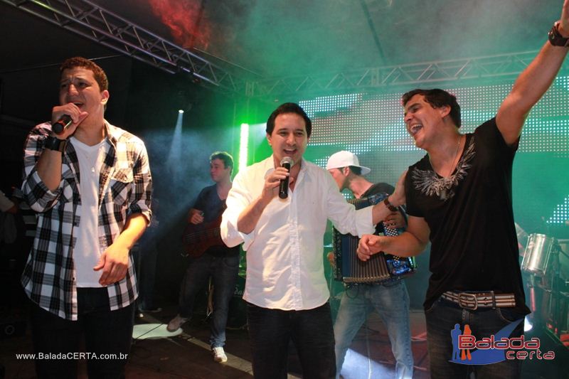 Balada: Balada Sertaneja com Cleber & Cauan em Luzi�nia - GO