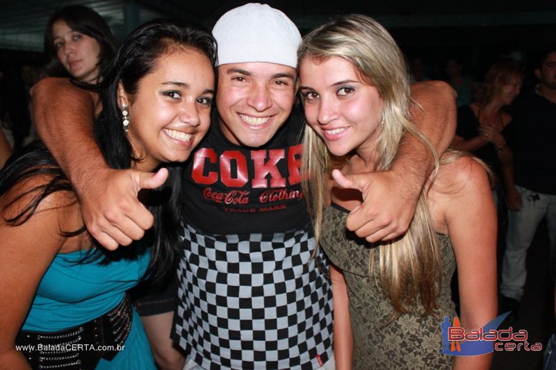 Balada: Balada Sertaneja com Cleber & Cauan em Luzi�nia - GO
