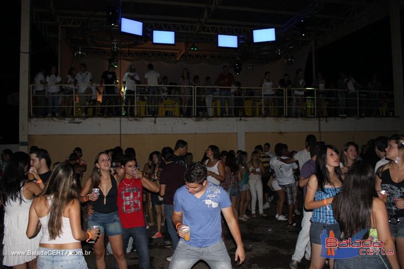 Balada: Skol Folia Una�