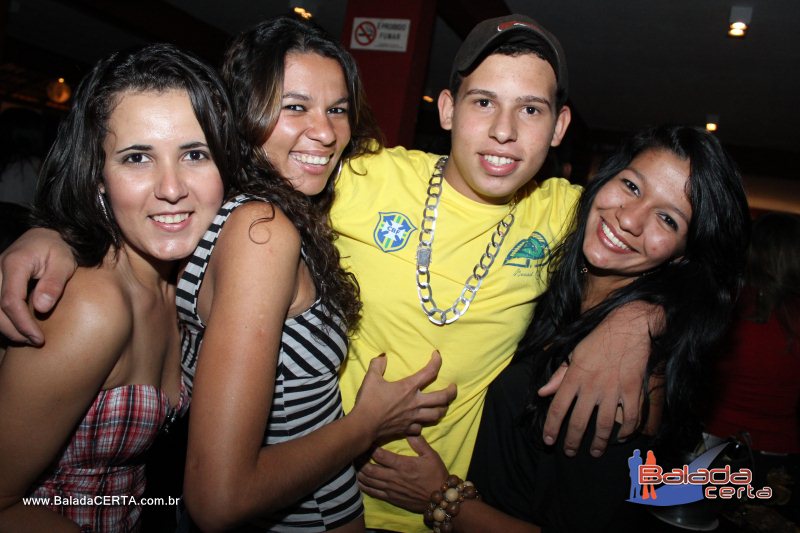 Balada: Fotos de s�bado na Emp�rio Sertanejo no N�cleo Bandeirante - DF