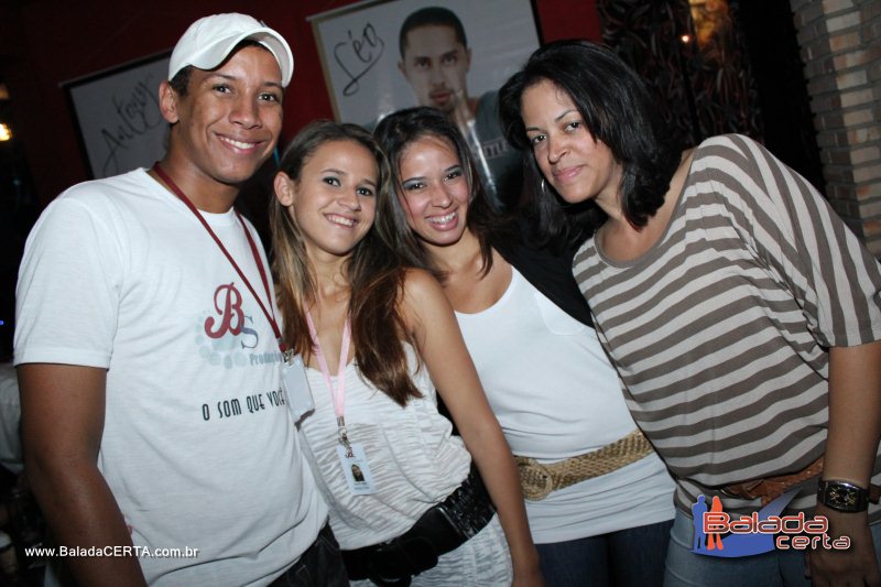 Balada: Fotos de s�bado na Emp�rio Sertanejo no N�cleo Bandeirante - DF