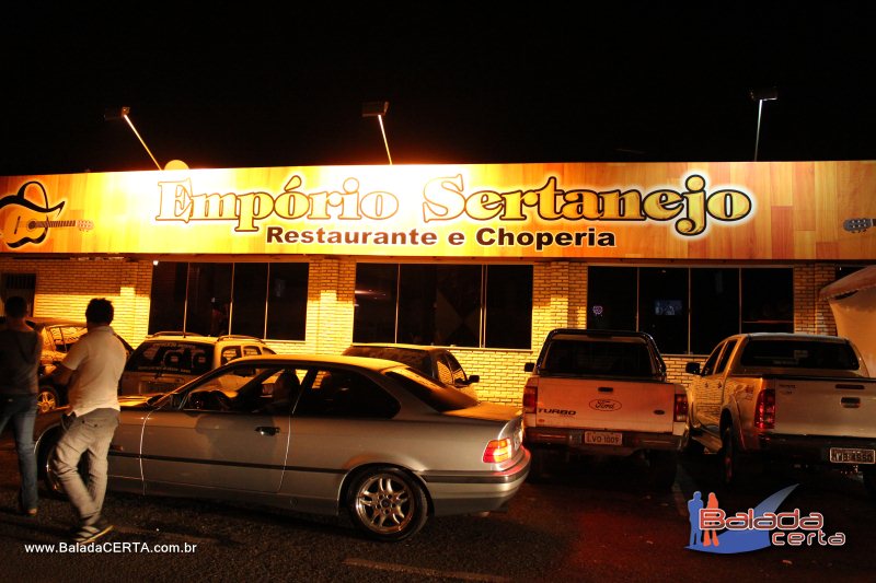 Balada: Fotos de s�bado na Emp�rio Sertanejo no N�cleo Bandeirante - DF