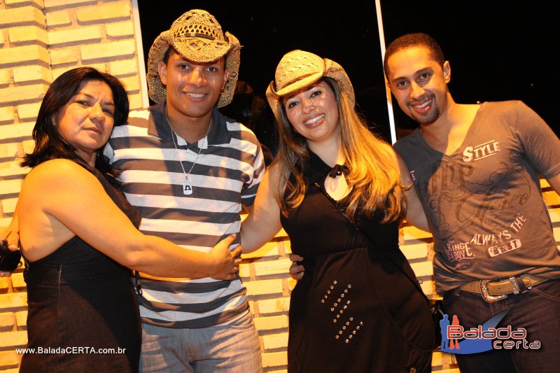 Balada: Fotos de s�bado na Emp�rio Sertanejo no N�cleo Bandeirante - DF
