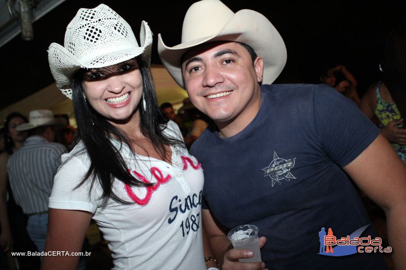 Balada: Showrrasc�o - Os Lend�rios - Fazenda Sucupira - Riacho Fundo - DF