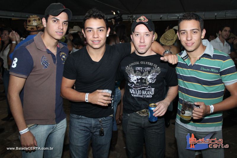 Balada: Showrrasc�o - Os Lend�rios - Fazenda Sucupira - Riacho Fundo - DF