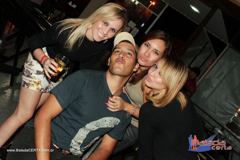 Balada: Fotos de quarta na Dom QuiChopp - Areal - DF