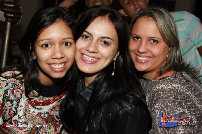 Balada: Fotos de quarta na Dom QuiChopp - Areal - DF