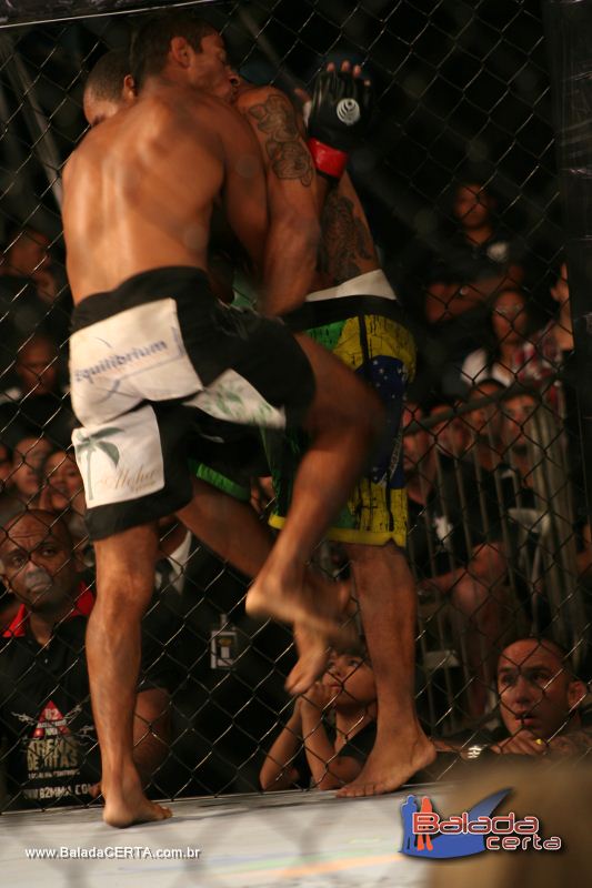 Balada: B2 MMA - Arena de Tits - Choncha Acstica