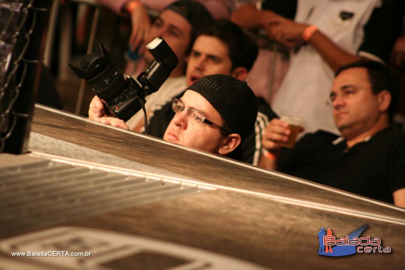 Balada: B2 MMA - Arena de Tits - Choncha Acstica