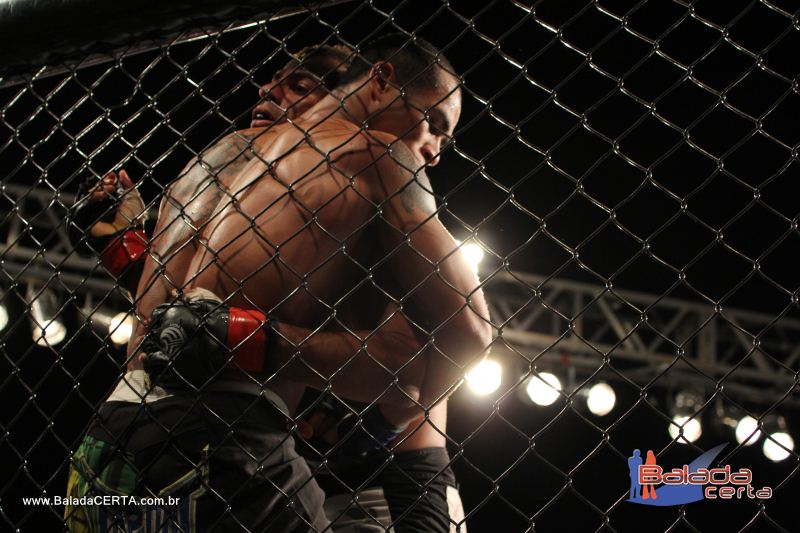 Balada: B2 MMA - Arena de Tits - Choncha Acstica