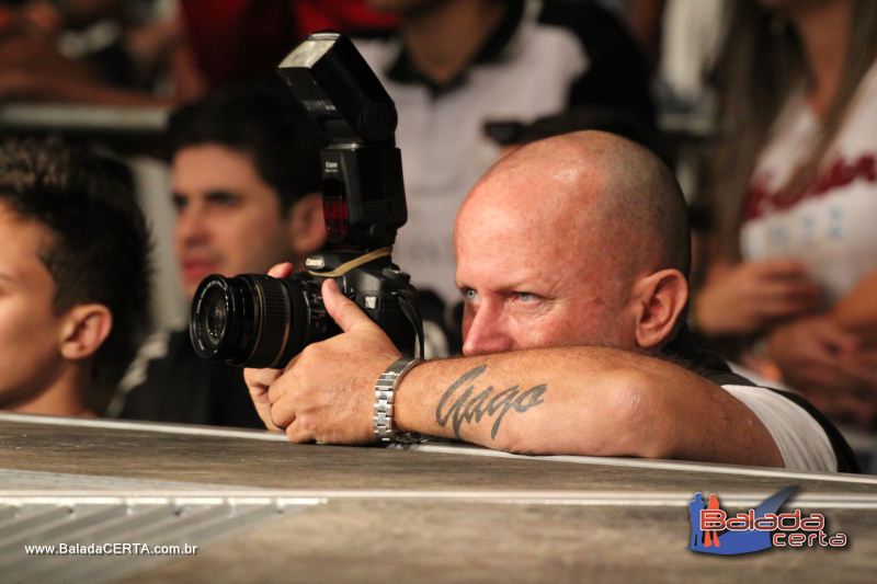 Balada: B2 MMA - Arena de Tits - Choncha Acstica