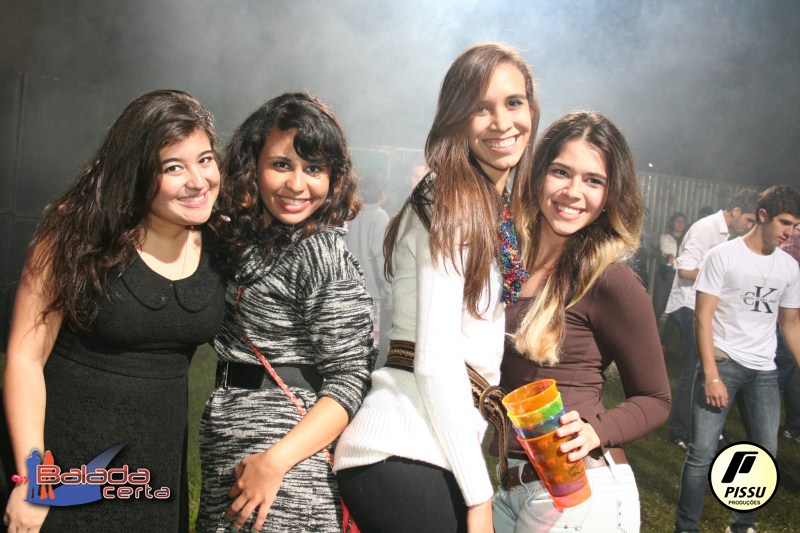Balada: Fotos de Sexta na Festa Junina no Braslia Country Club - DF