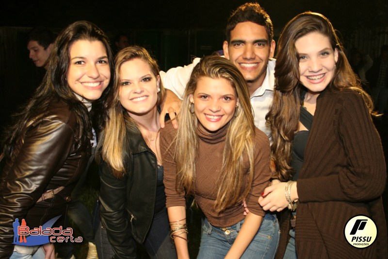 Balada: Fotos de Sexta na Festa Junina no Braslia Country Club - DF