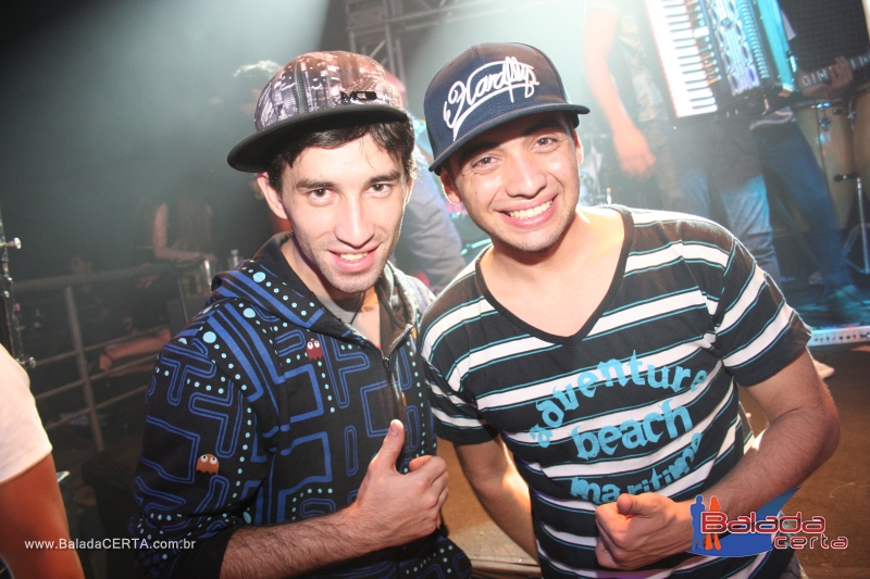 Balada: Fotos de Sexta no Sucesso Show Bar em Taguatinga - DF