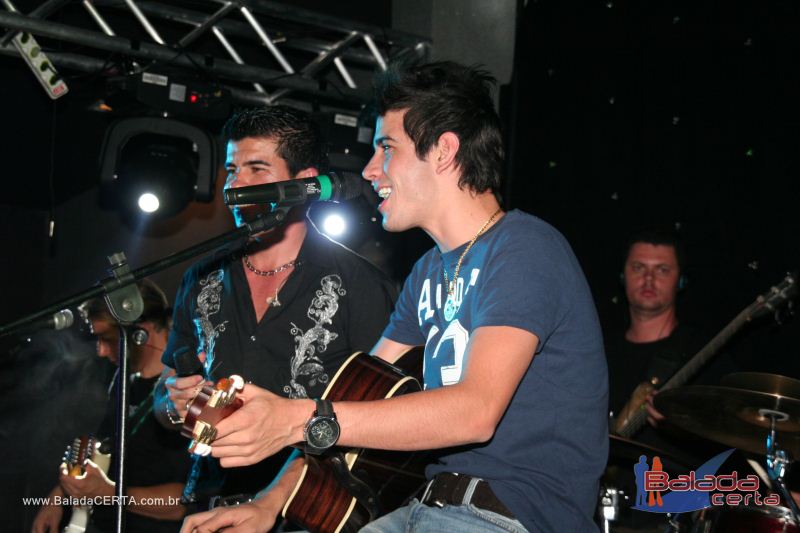 Balada: Fotos de segunda no Ca�apa Bar em Taguatinga - DF