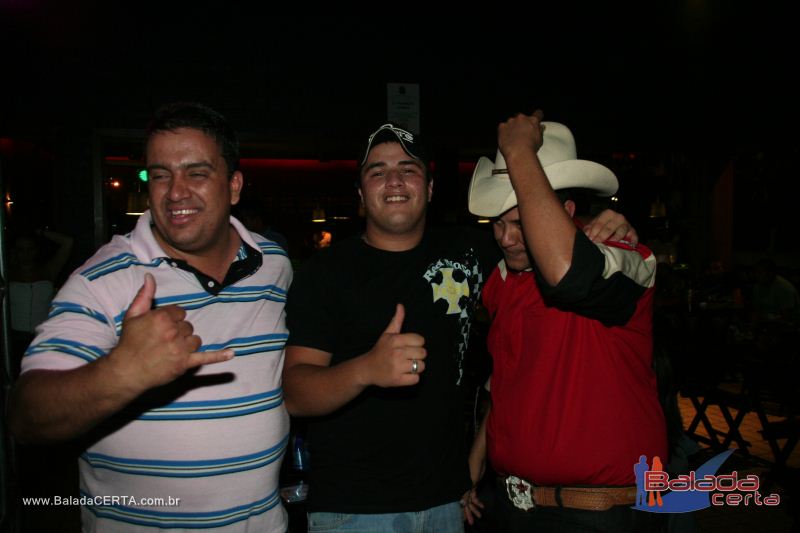 Balada: Fotos de ter�a no Ca�apa Bar em Taguatinga - DF
